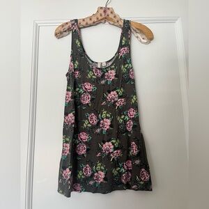 Gray Frenchi floral tank top